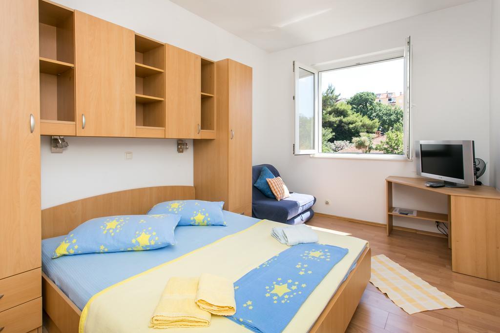Hrvoje Place Apartments ดูบรอฟนิก ภายนอก รูปภาพ