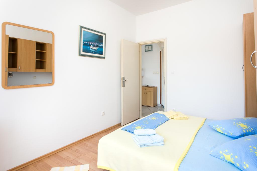 Hrvoje Place Apartments ดูบรอฟนิก ภายนอก รูปภาพ