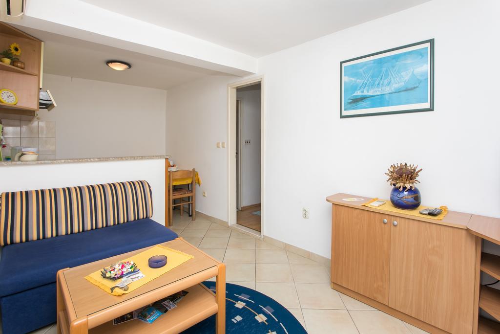 Hrvoje Place Apartments ดูบรอฟนิก ภายนอก รูปภาพ