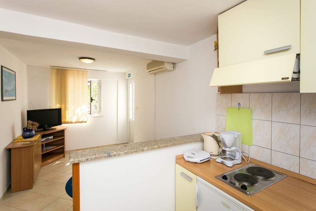 Hrvoje Place Apartments ดูบรอฟนิก ภายนอก รูปภาพ